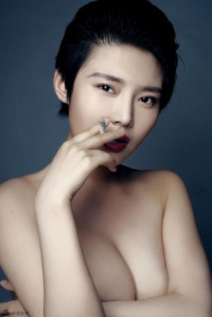 欧美超清化妆视频_1080P日韩免费观看